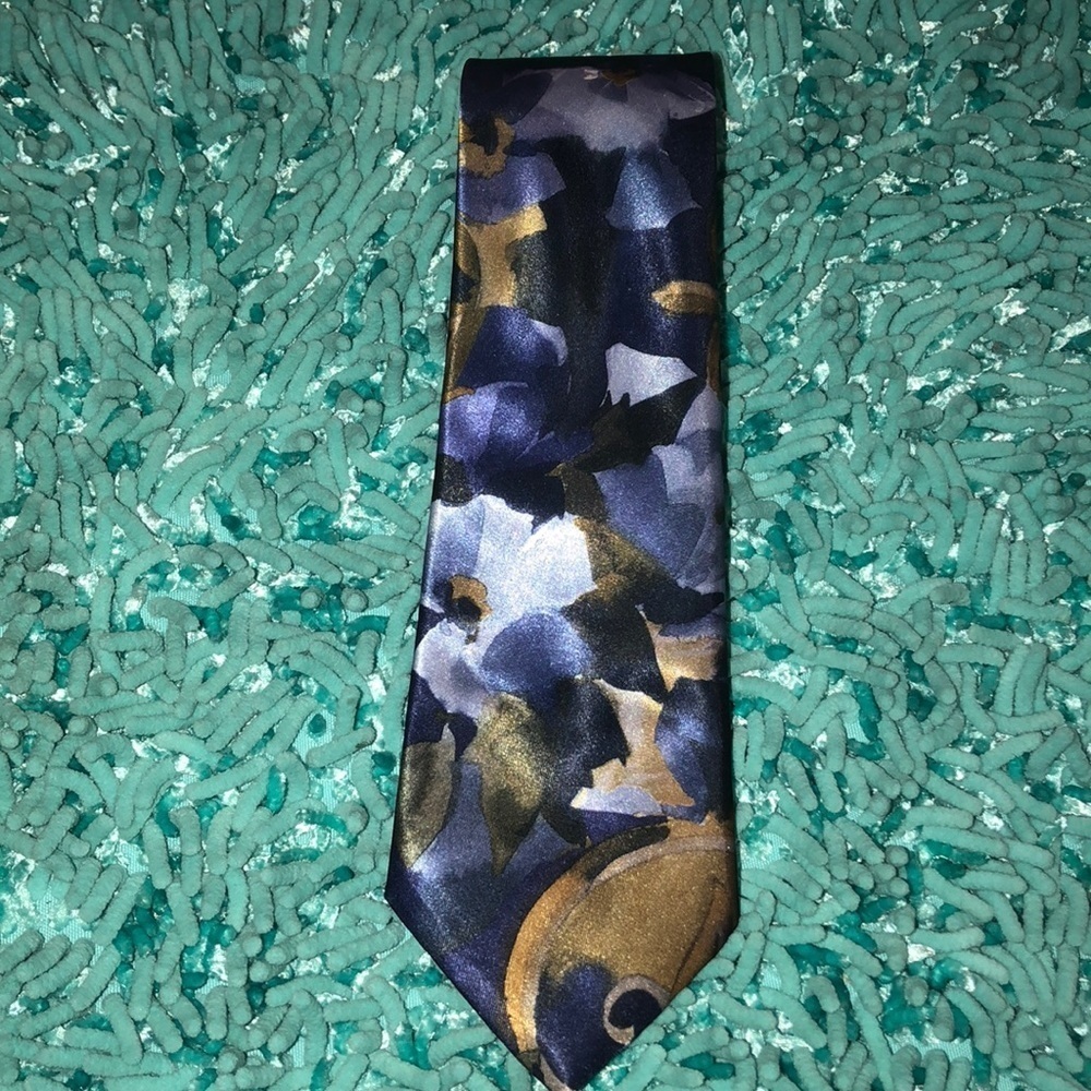 Oleg Cassini Tie